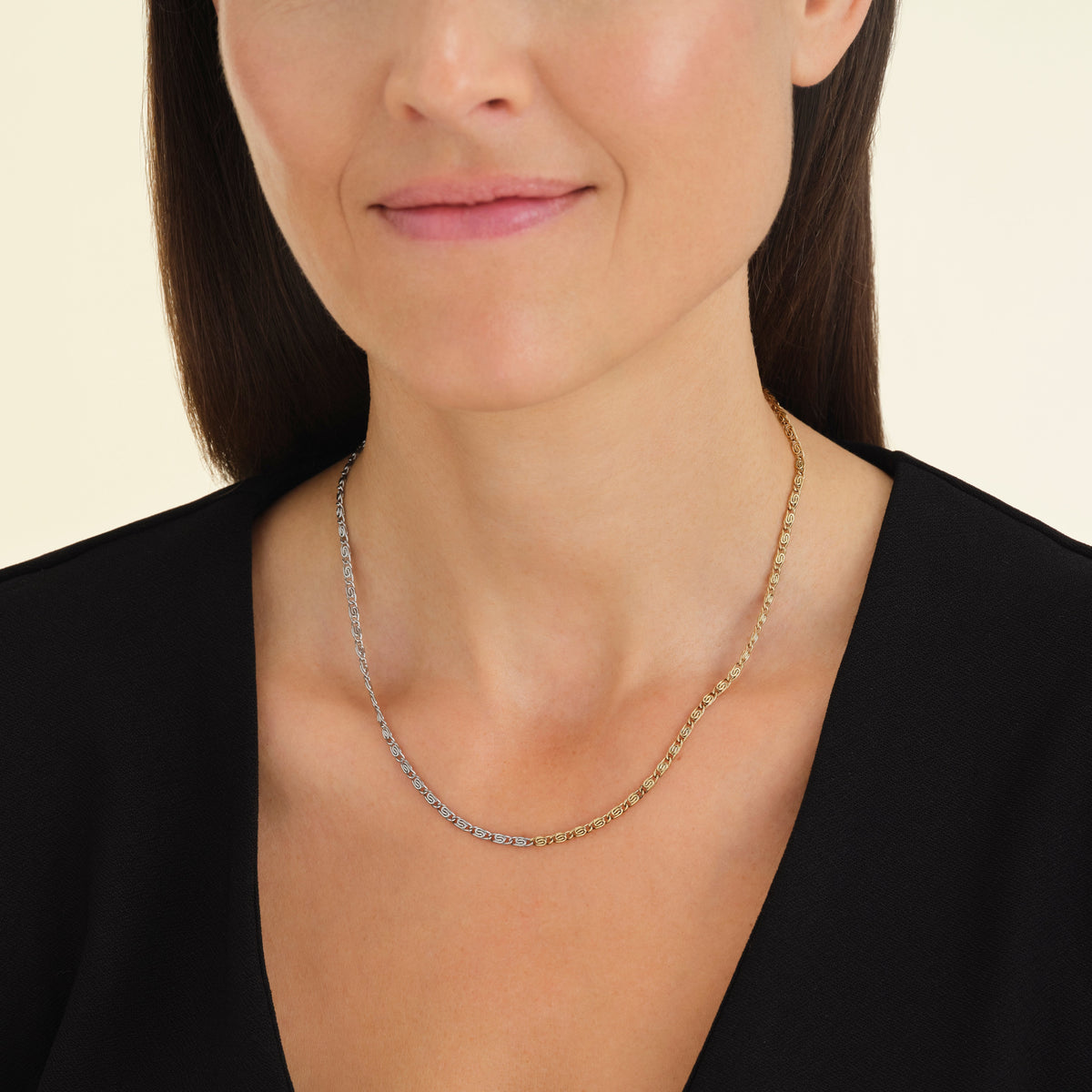 Duotone Swirl Halskette leftcolumn