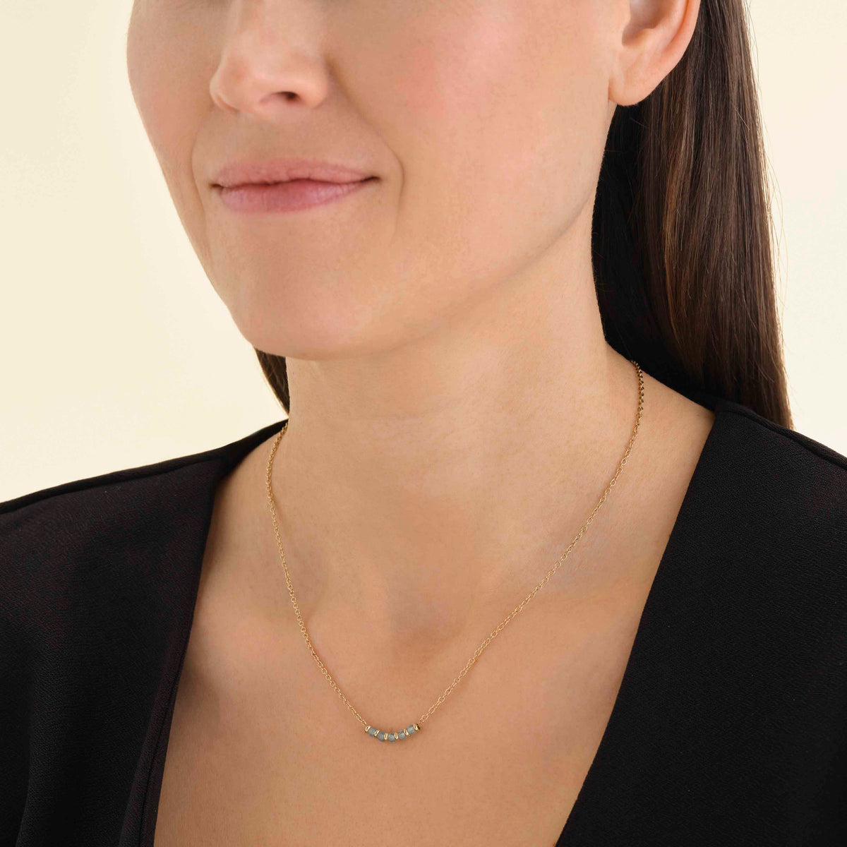 5 Stein Halskette Blau leftcolumn