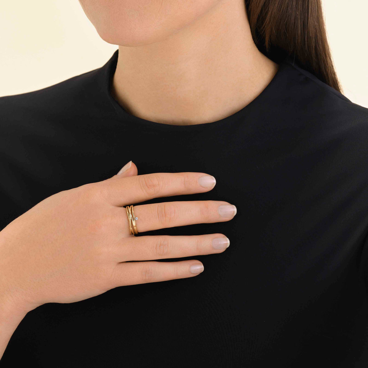 Spiralförmiger Chaton Ring leftcolumn