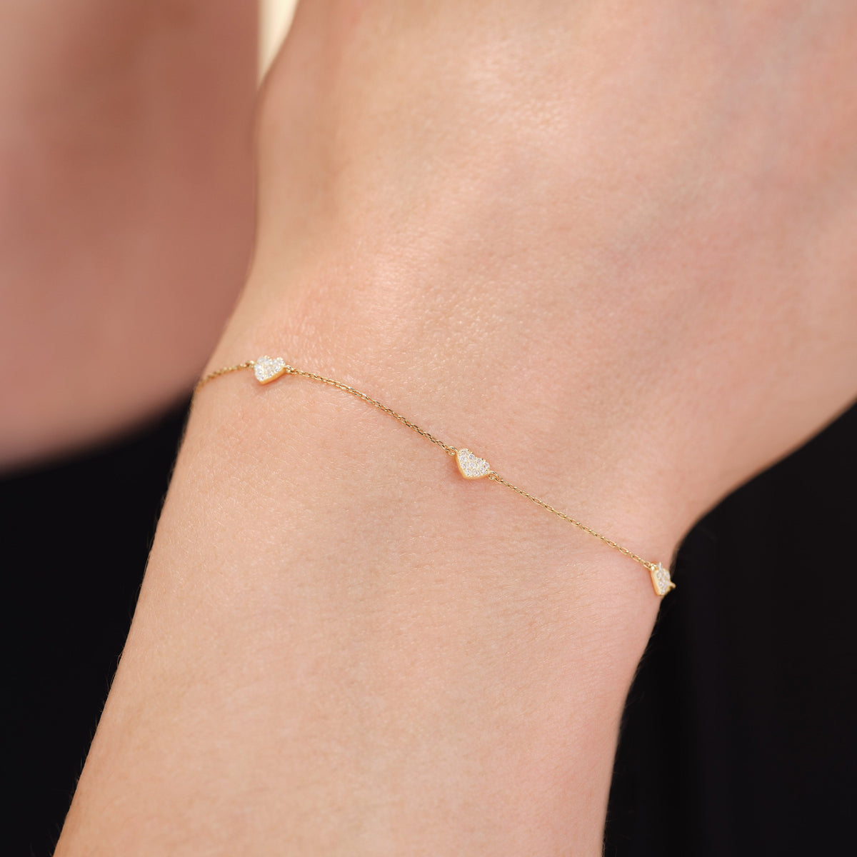 Armband Triple Heart Pave leftcolumn,