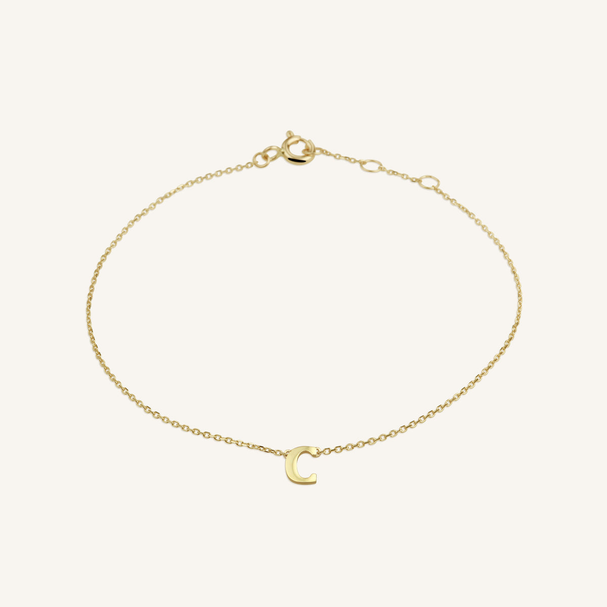 Initial Armband C leftcolumn