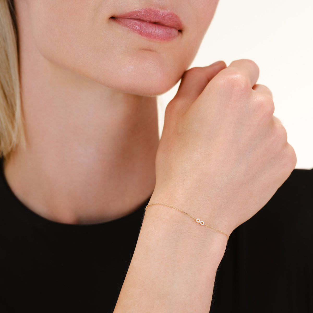 Armband Infinity leftcolumn,