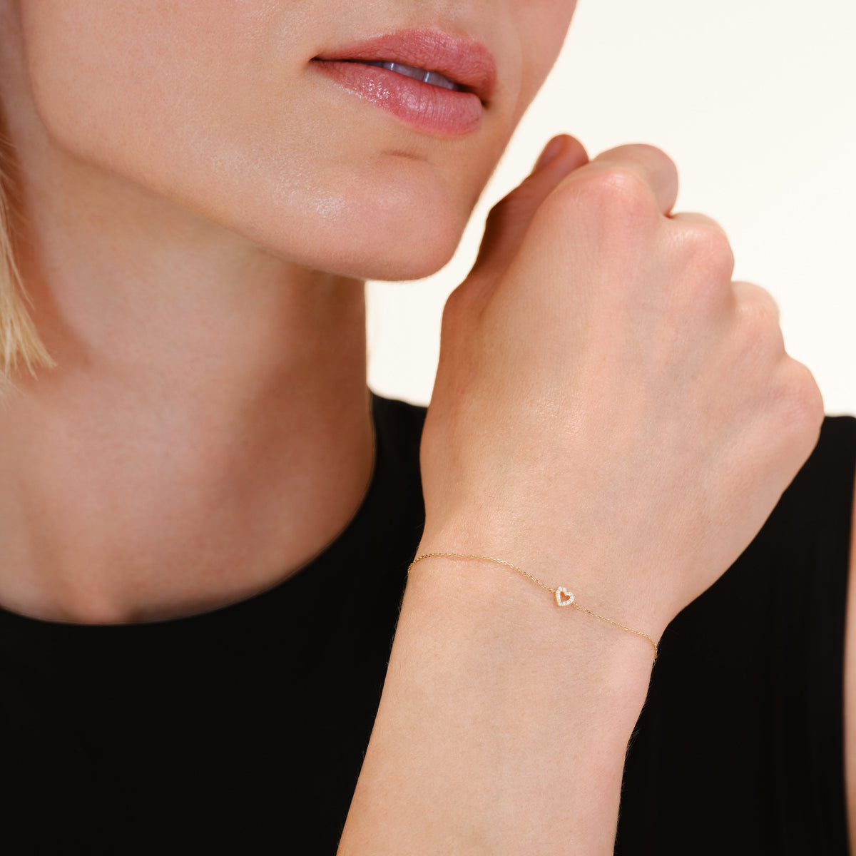 Armband Heart leftcolumn,