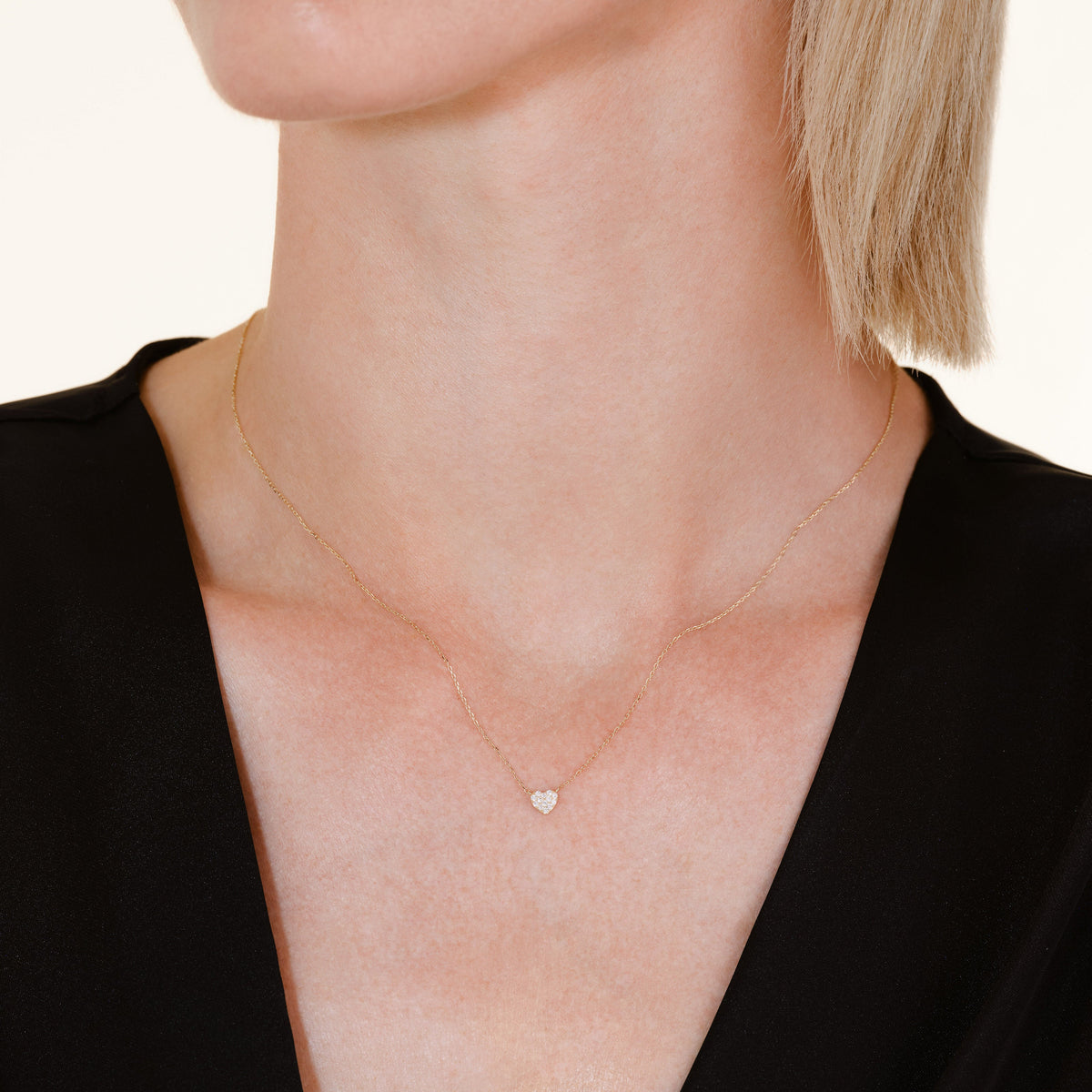 Pave Heart Halskette leftcolumn,