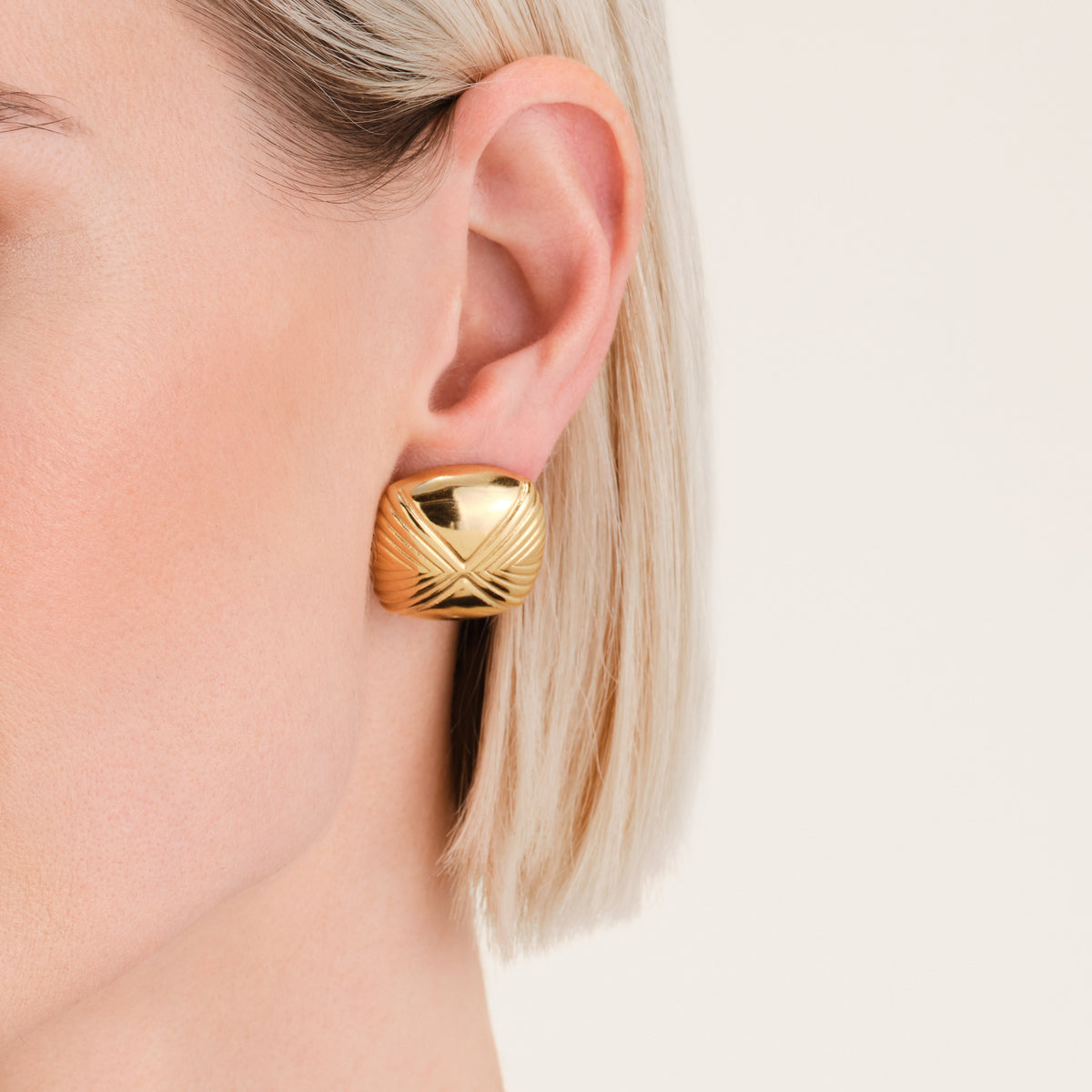 Kantige Ohrstecker leftcolumn