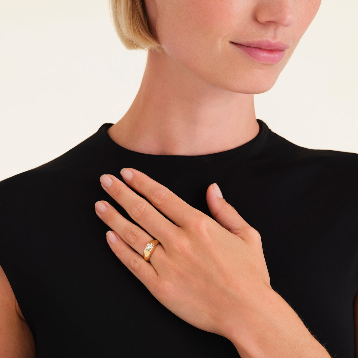 Achteckiger Zirkonring leftcolumn