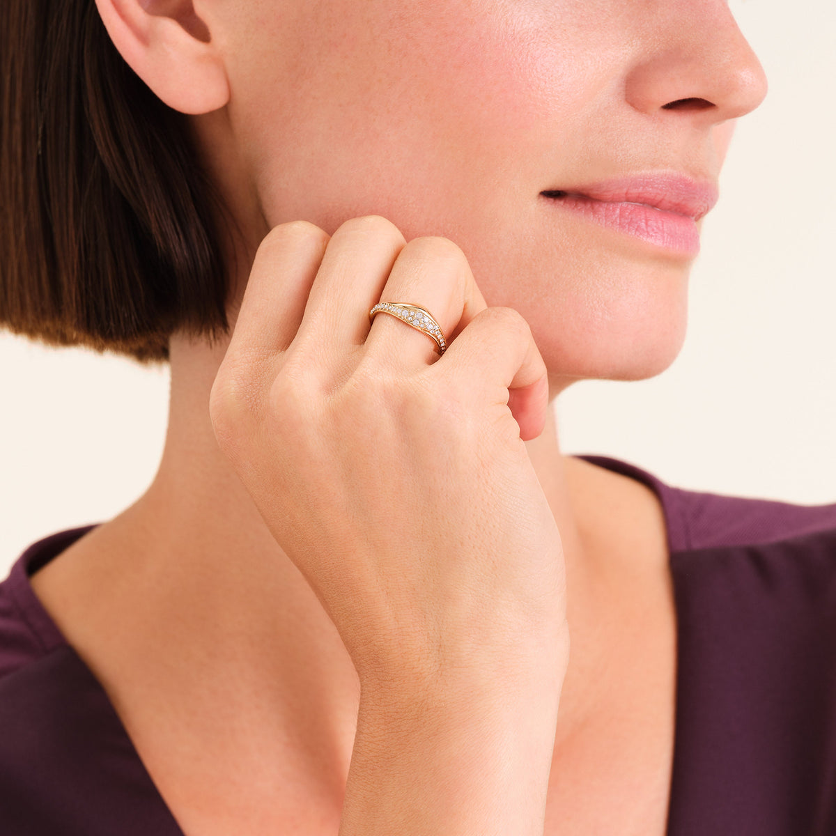 Pavé-Wellenring leftcolumn,