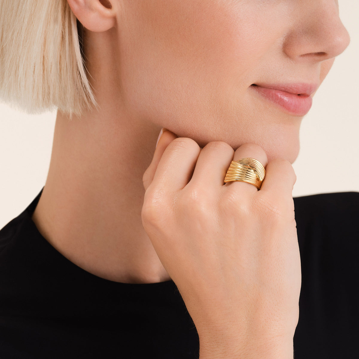 Einfacher Knoten-Ring leftcolumn