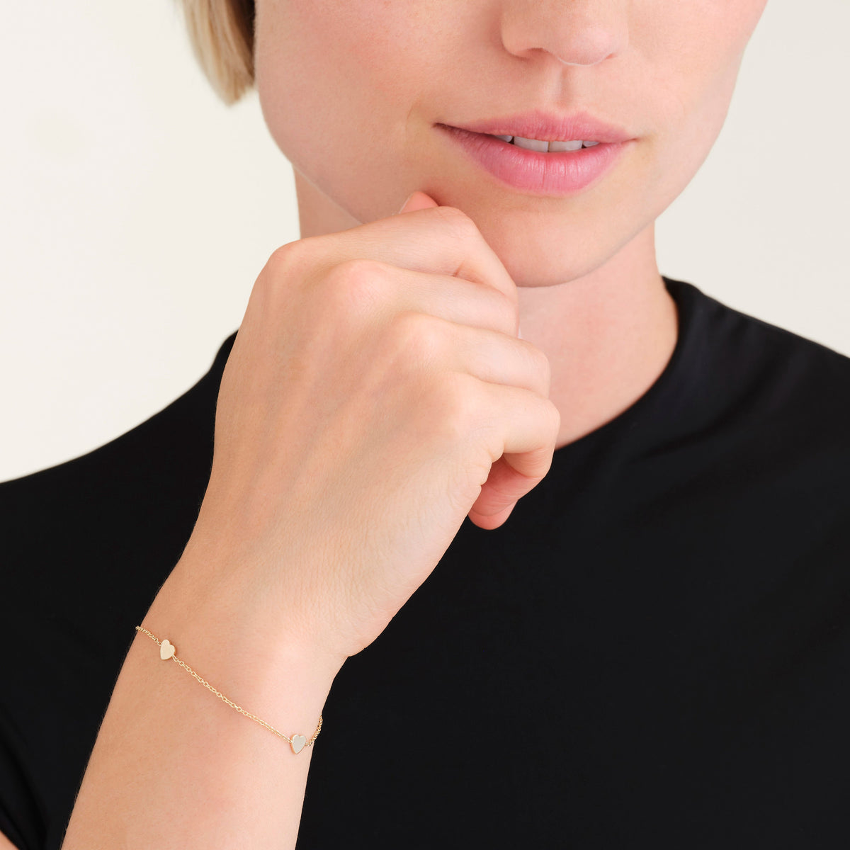 Triple Heart Armband leftcolumn