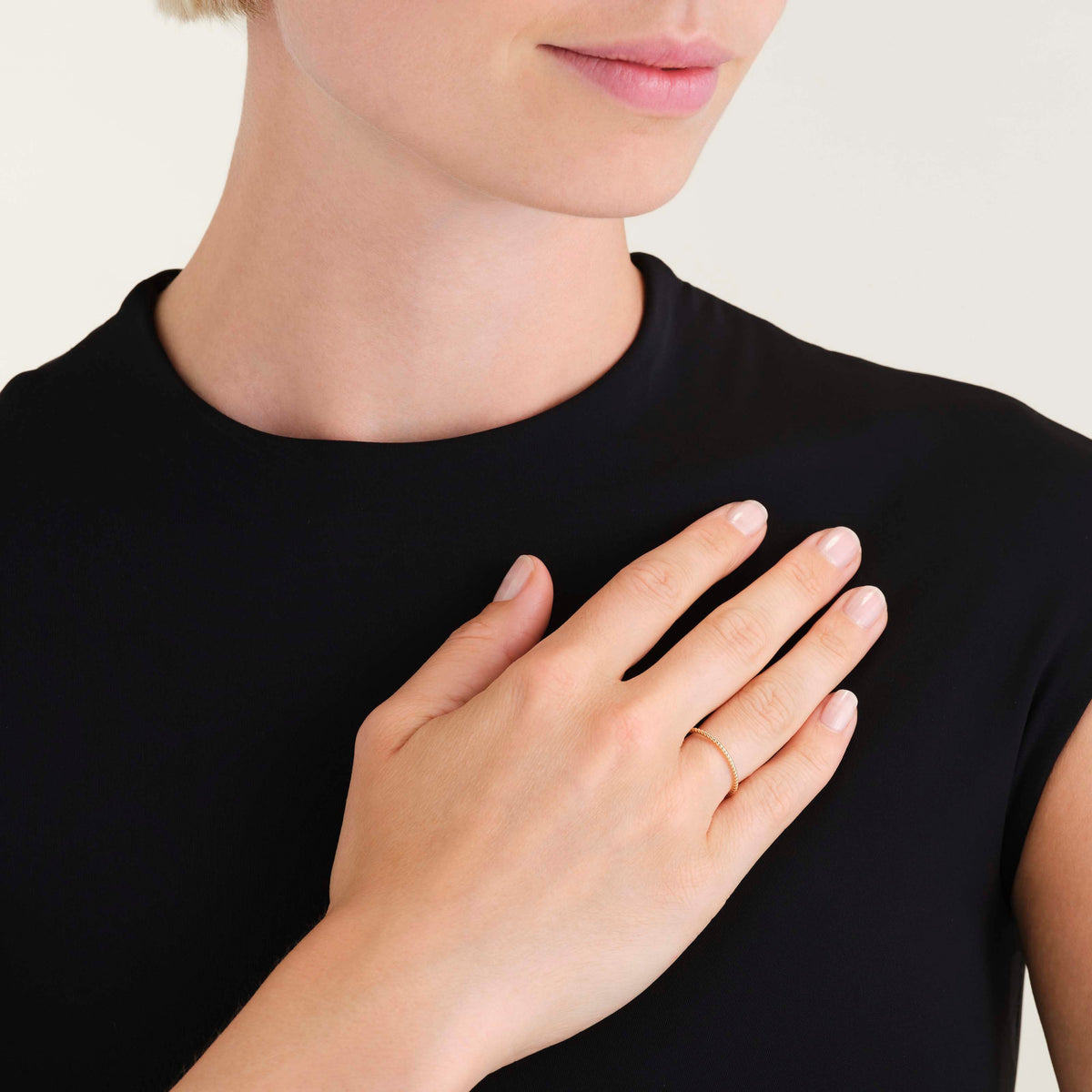 Beads Ring leftcolumn